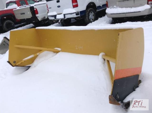 lot 62 image: SSL 8 snow pusher. All items sell as is wher...