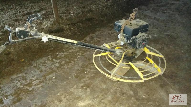 lot 70 image: Wacker Power Trowel. Honda 13HP gas powered. ...
