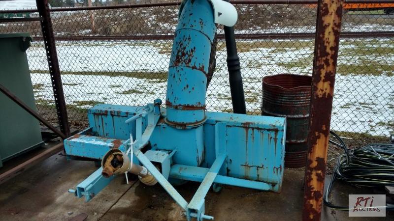 lot 73 image: Lucknow Two-Stage Snow Blower. 3PTH. 6 Wide....
