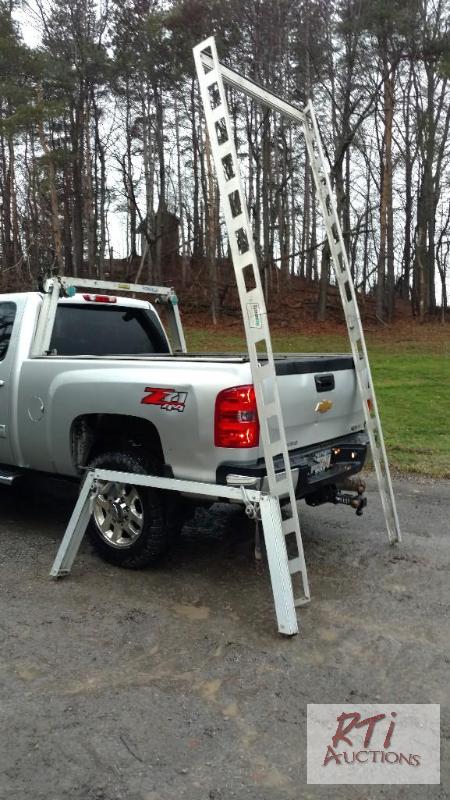 lot 85 image: 2013 Chevy 2500 69 Silver pickup box with Sy...