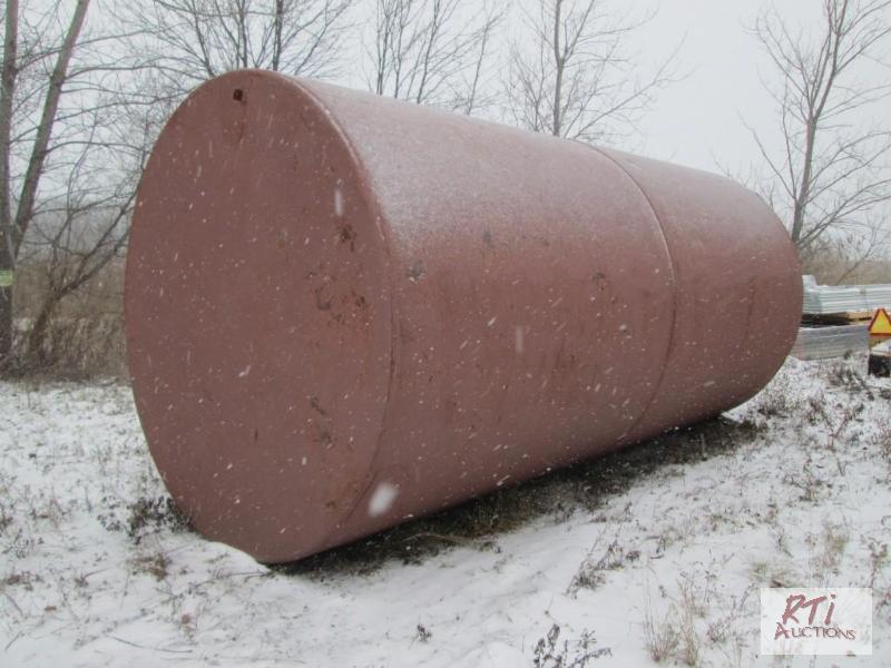 lot 88 image: 16x8 fuel tank that has been reconditioned bu...